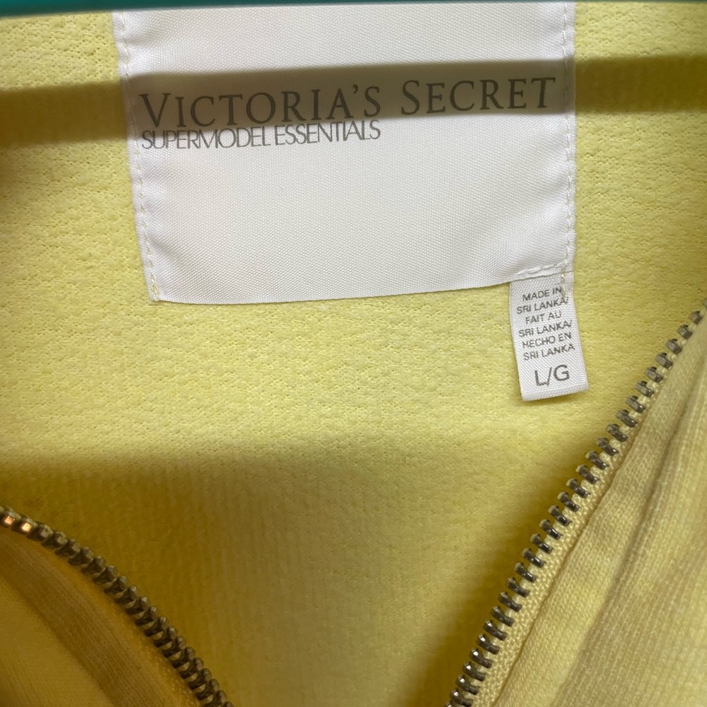 Victoria’s Secret Angel Wings zip up hoodie size large sweatshirt - Picture 2 of 7